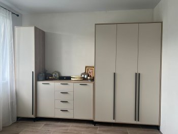 Шкаф 1360 3С2Я с ящиками Ева Сатин (Памир) в Верхнем Тагиле - verhnij-tagil.mebel-e96.ru